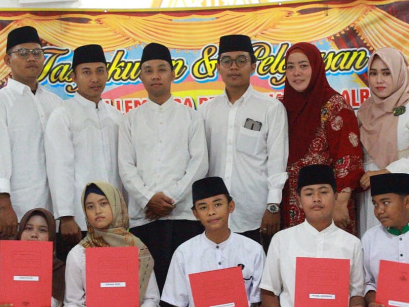 Tasyakuran dan Pelepasan Siswa Siswi kelas 6 SD Islam Ulil Albab